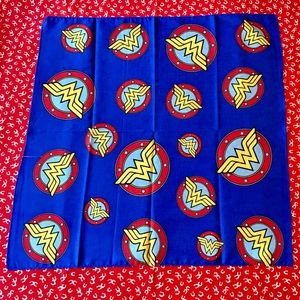 NWT Wonder Woman ⭐️ Bandana! 😷